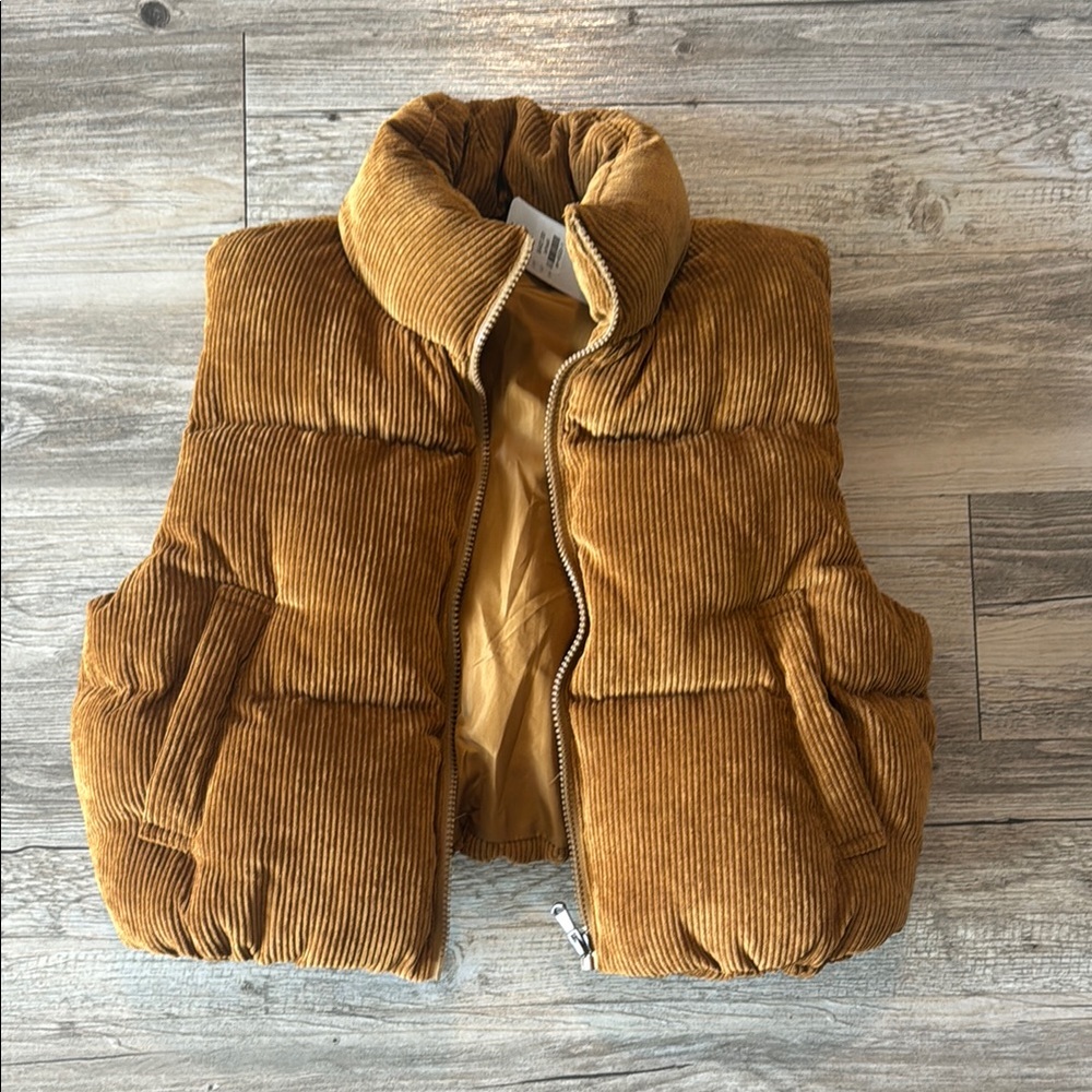 Corduroy Puffer Vest - Tan
